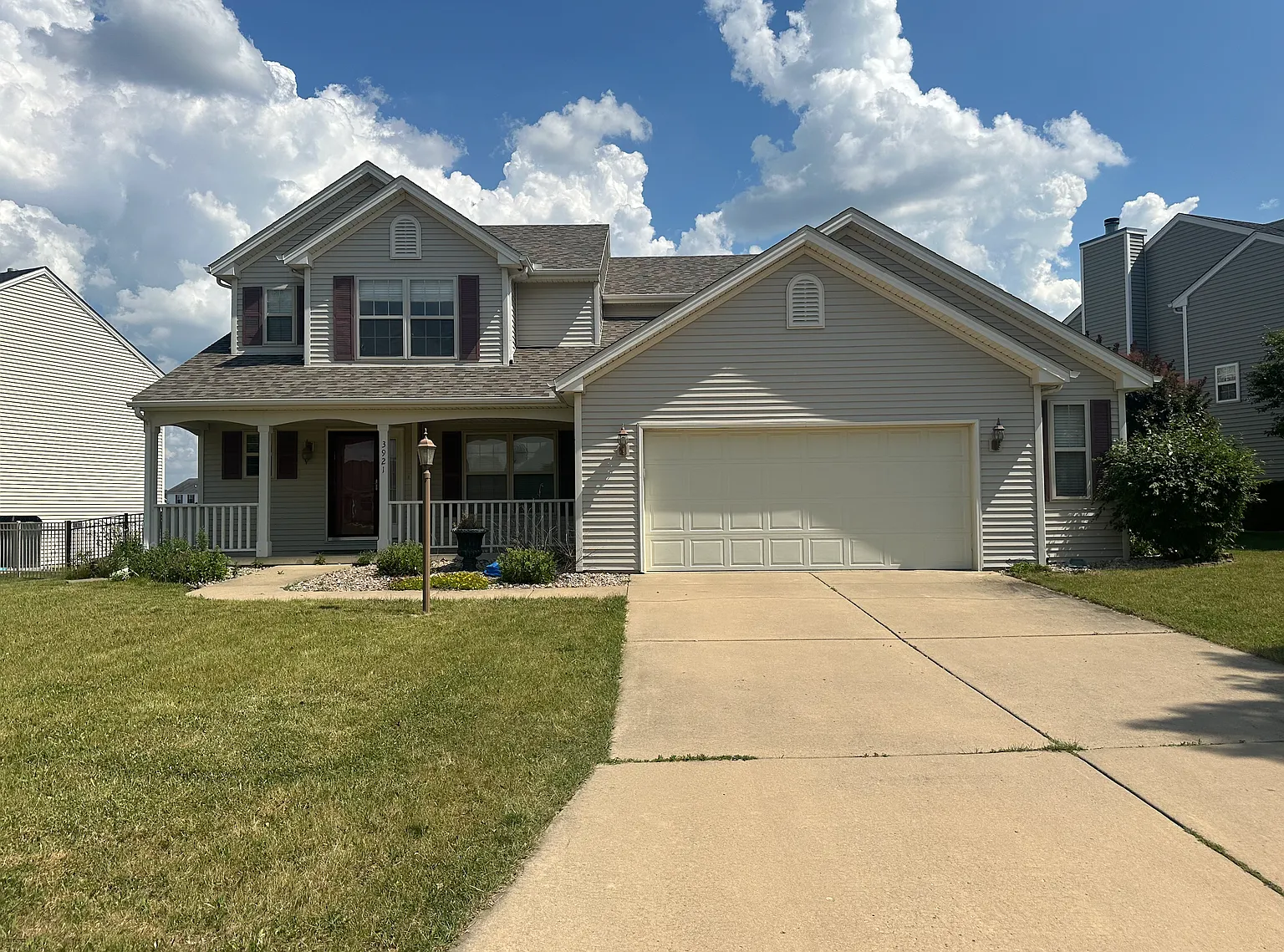 3921 Trailway Dr photo 1