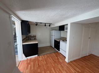 947 Macarthur Blvd, Oakland, CA 94610