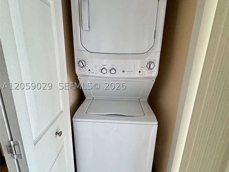 16743 Hemingway Dr #16743 — Photo 7