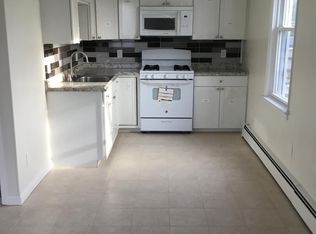 260 Hoboken Rd #2, East Rutherford, NJ 07073