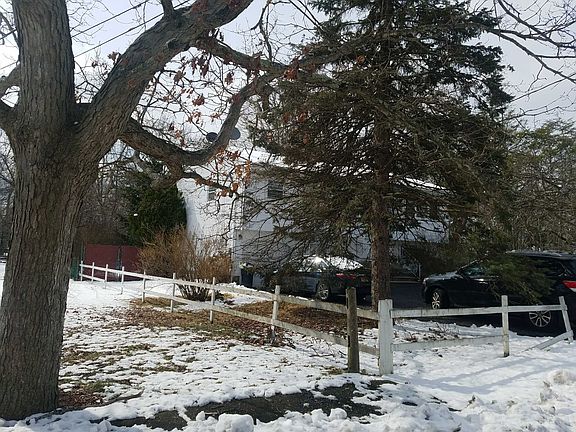 2nd image of 116 Apple St