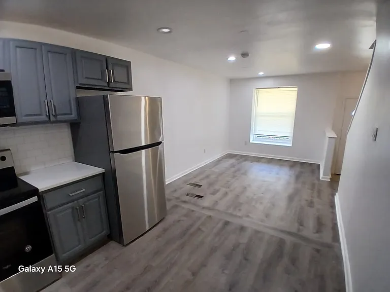 69 E Slocum St — Photo 23