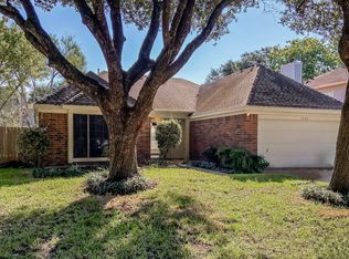 3909 Spring Meadow Dr, Pearland, TX 77584