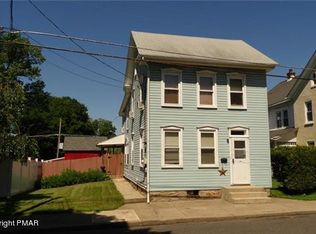 114 New St, Hellertown, PA 18055