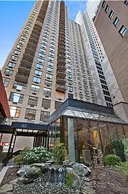 212 E 47th St #7B — Photo 10