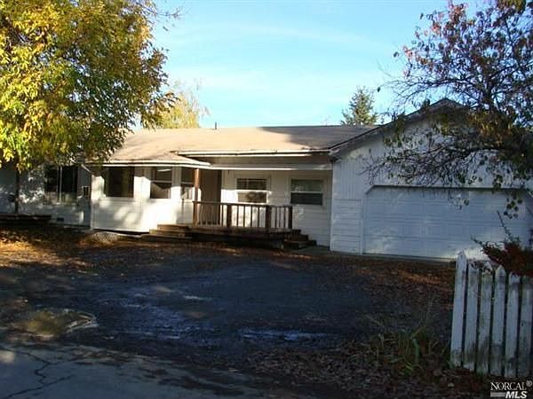 1st image of 76451 Henderson Ln