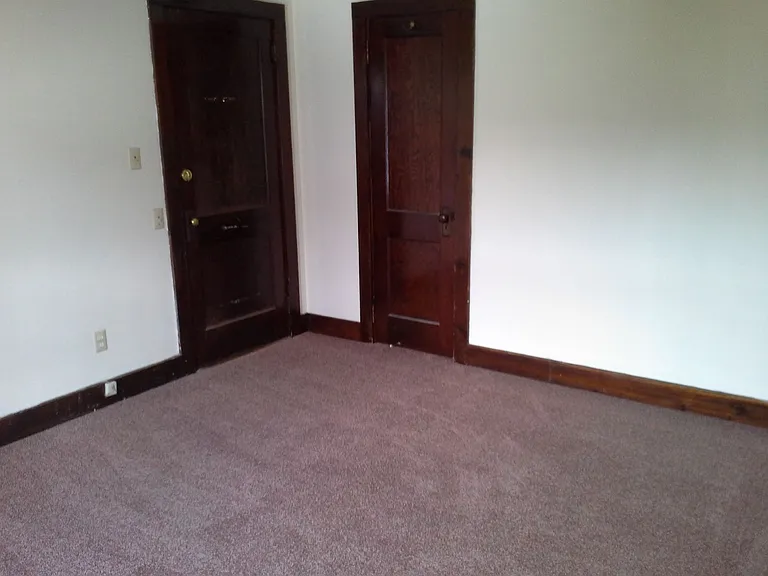 111-113 E Bald Eagle St — Photo 11