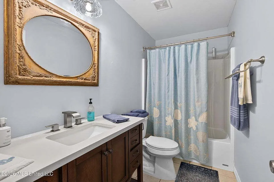 3 bed, 2.0 bath, 1647 sqft, $2,800 — Photo 3