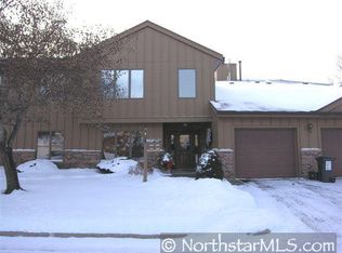 1924 Greenfield Ln SW, Rochester, MN 55902