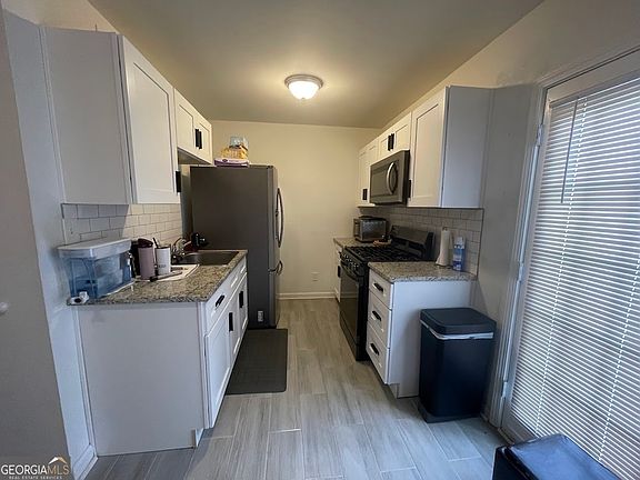 2nd image of 405 Fairburn Rd SW #80