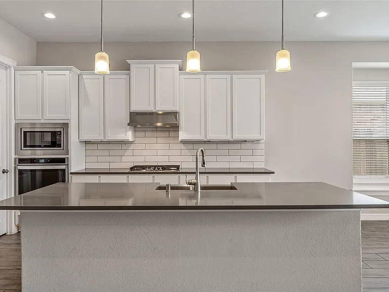 24014 Corinaldo Ct — Photo 14