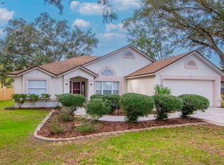 24195 Landing Dr, Lutz, FL 33559