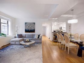 100 W 58th St