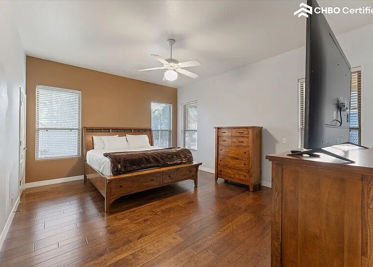 6445 W Fullam St — Photo 31