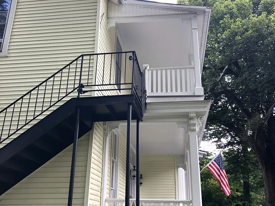 185 Main St