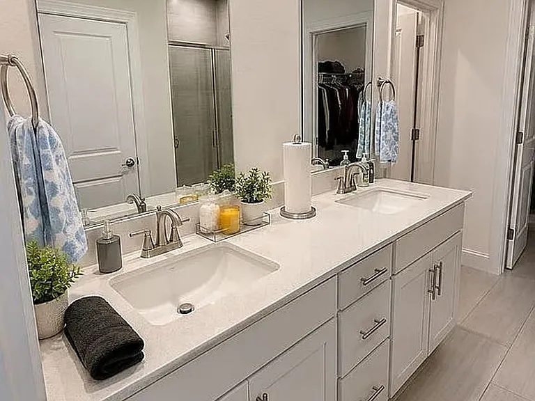 2352 Woodmeadow Dr — Photo 8