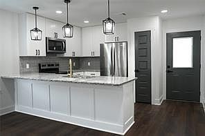 2nd image of 2227 Spyglass Dr