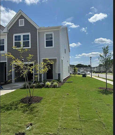 170 Golden Arms Dr — Photo 2