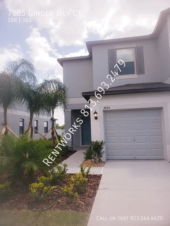 Move In Special! Must See, Great Location! 2bd/2.5 House In Tampa — Photo 2