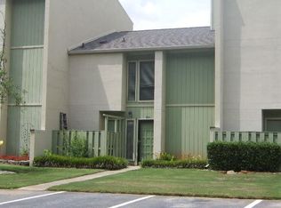 804 Village Ln, Columbia, SC 29212