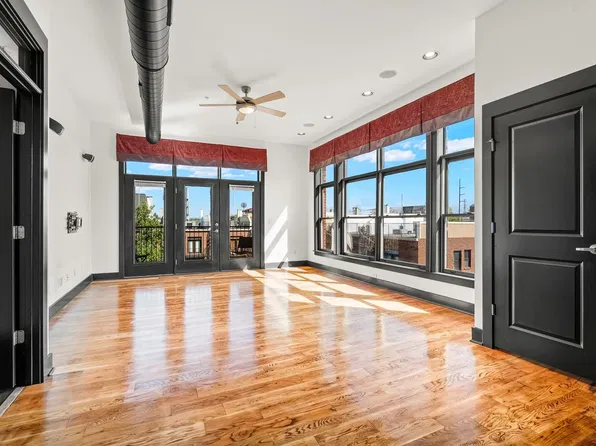 817 3rd Ave N Unit 404, Nashville, TN 37201