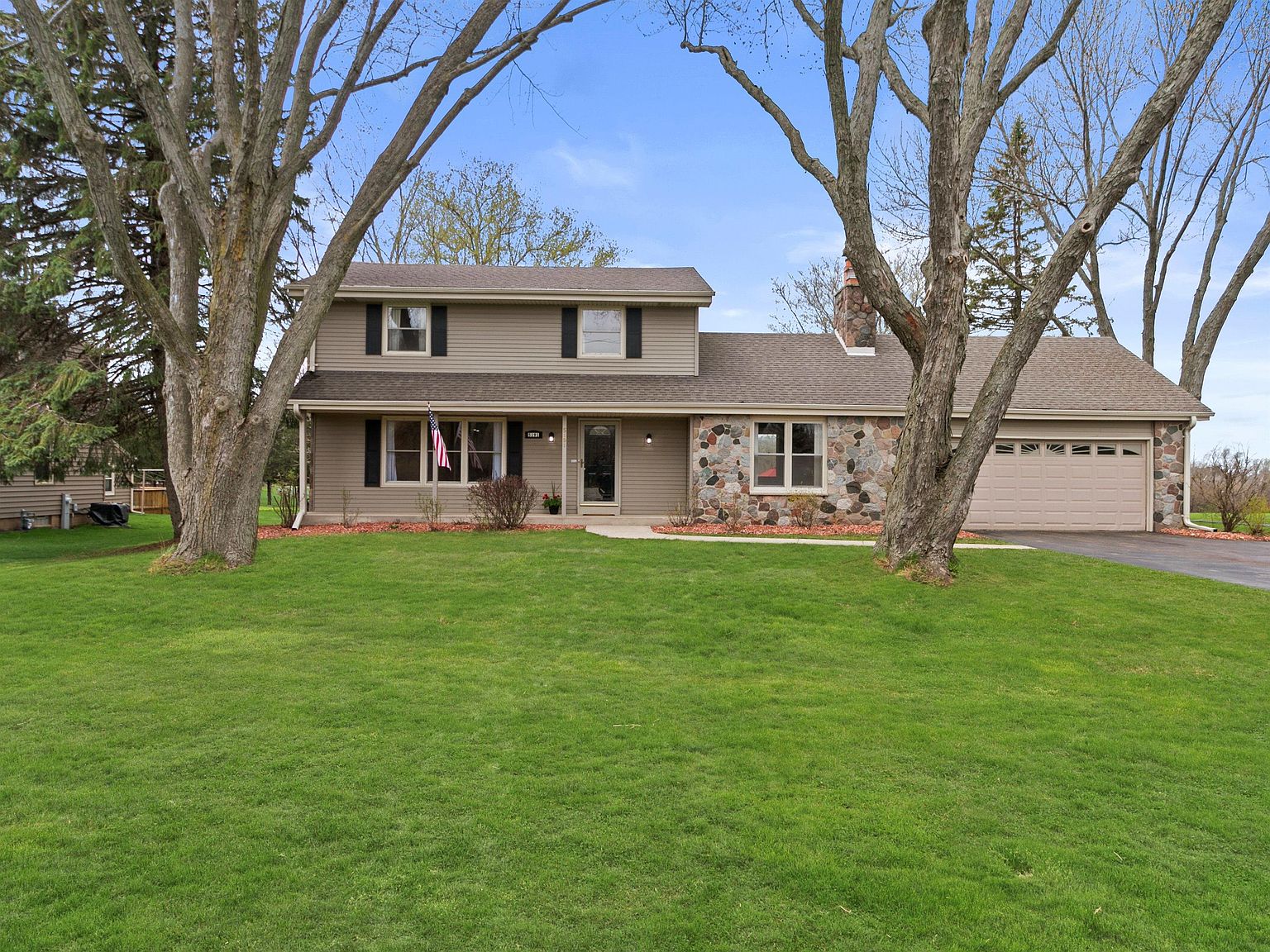 5191 S Sunnyslope Rd, New Berlin, WI 53151 Zillow