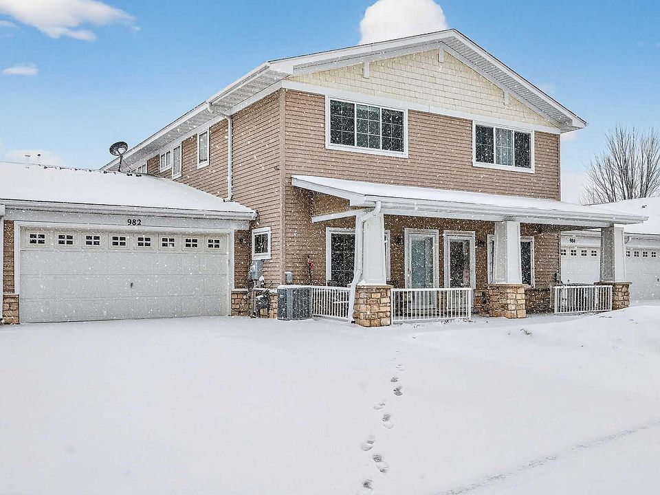 1st image of 982 Crossing Way