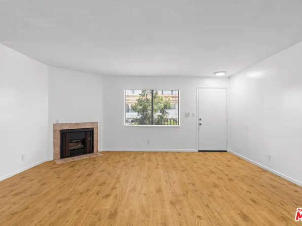 3939 Moore St APT 105, Los Angeles, CA 90066