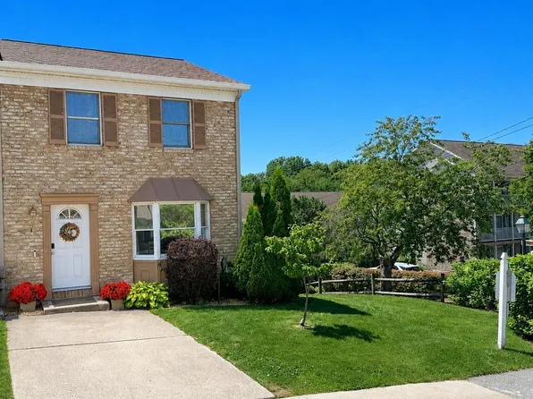 1 Regency Ct, Morgantown, WV 26505