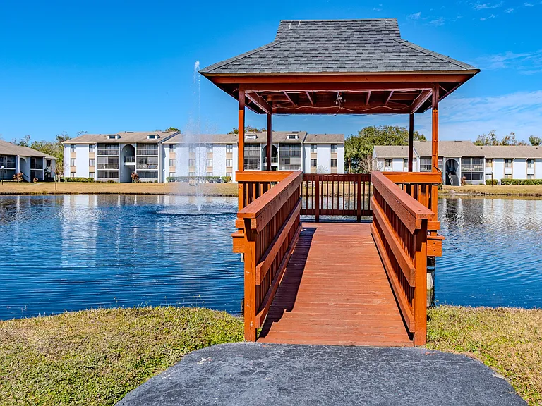 8215 Sun Spring Cir #23 — Photo 41