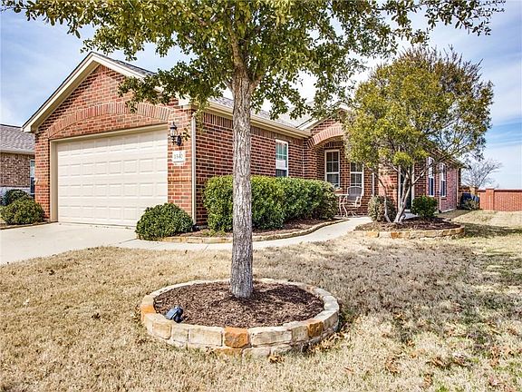 3rd image of 1340 Troon Dr