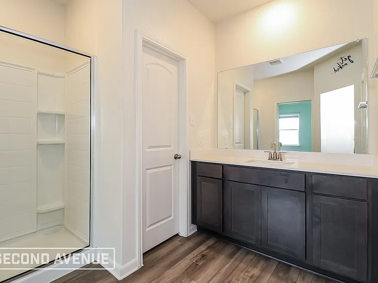 1329 Woodwinds Dr — Photo 12
