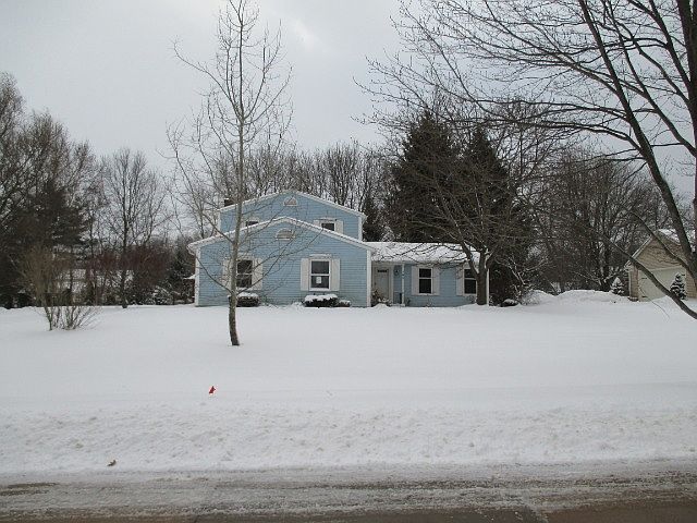 1st image of 192 Sunset Dr