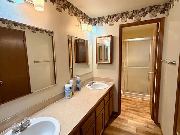 2082 NE Veronica Ln — Photo 19