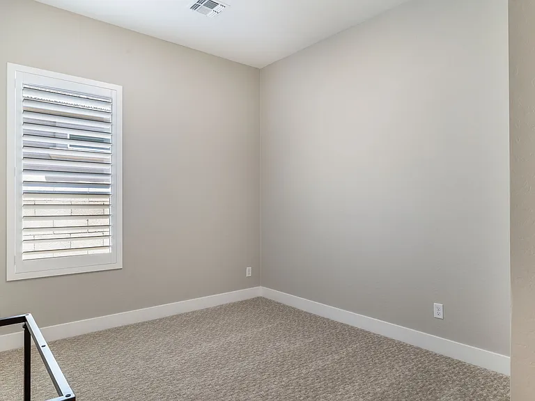 1725 E Questa Dr — Photo 47