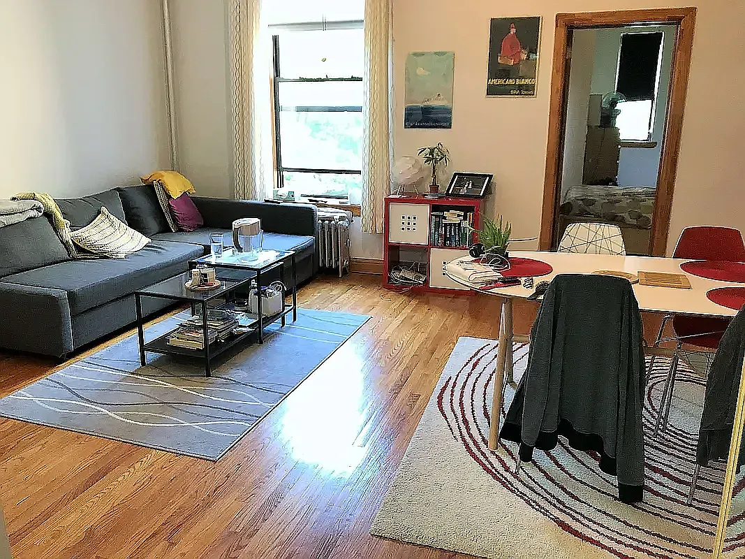 148 West 73rd Street — Photo 2