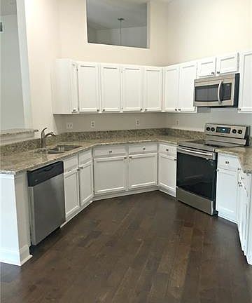 5th image of 1562 Autumn Breeze Ln
