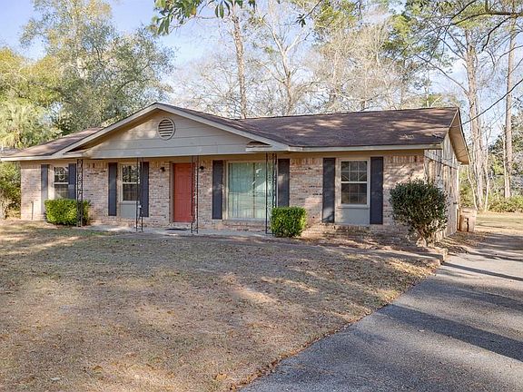 3rd image of 3914 Blue Gill Cir