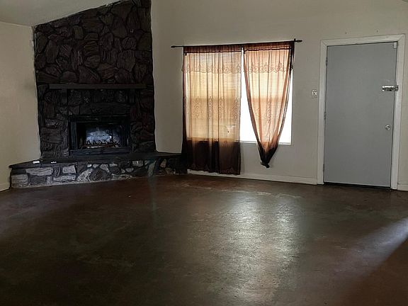 2nd image of 7425 Connaught Dr