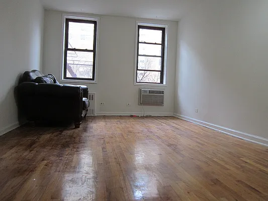 Rented by Bold New York | media 17