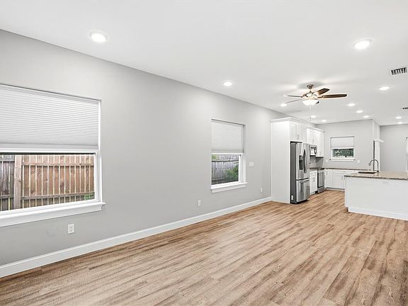 4th image of 1712 31ST AVENUE N