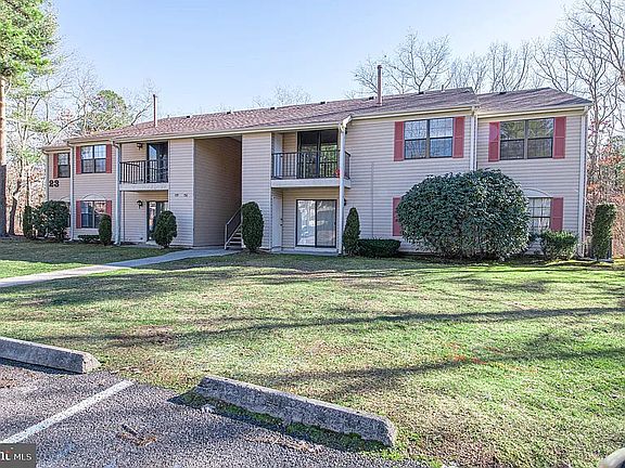 2nd image of 133 Liberty Ct #133
