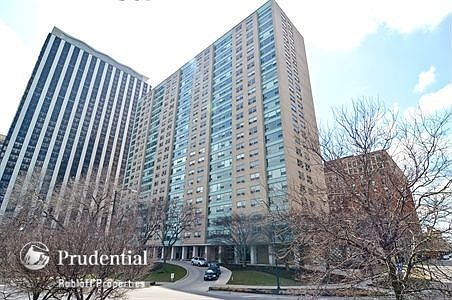 1st image of 3180 N Lake Shore Dr APT 18A