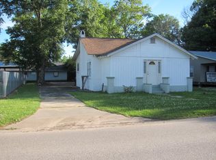 18434 Brewton St, Robertsdale, AL 36567