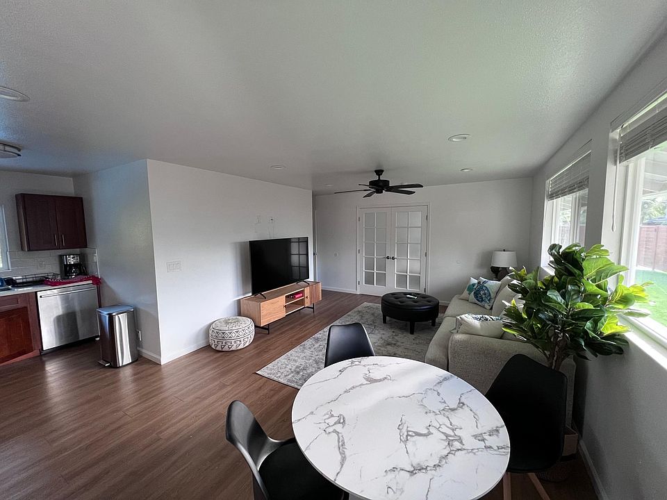 1st image of 76A Kaikea Pl