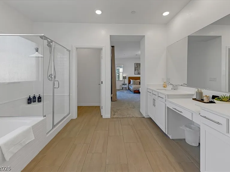 299 Mount Tyndall St — Photo 31