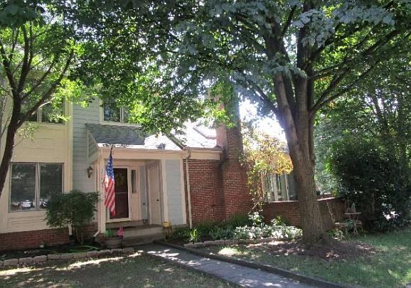 2nd image of 12545 N Lake Ct