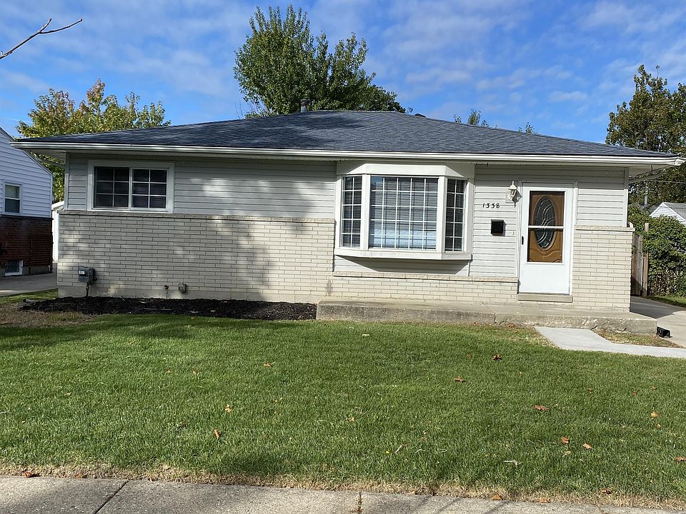 1st image of 1338 Sharon St