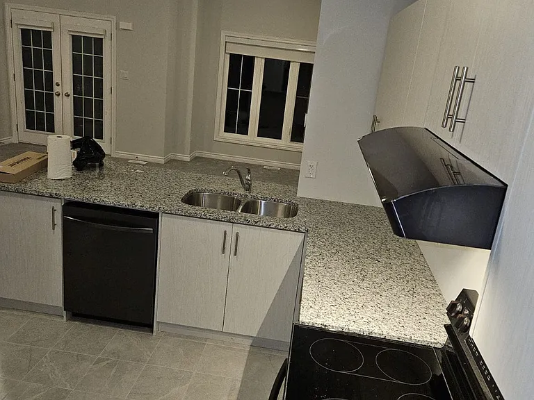 677 Park Rd N #98 — Photo 12