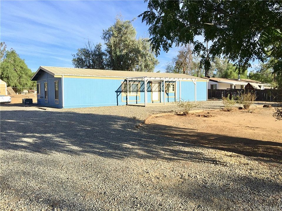 1st image of 31301 Anna Ln